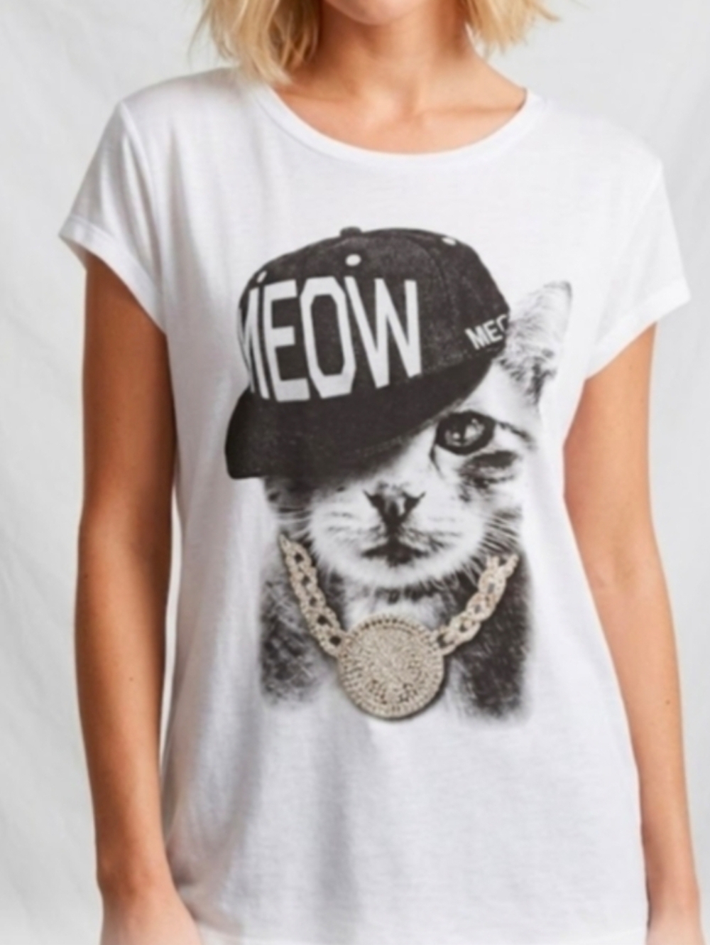 Charlotte Russe Cat Graphic White Tee with Rhinestone Pendant And Meow Cap XL